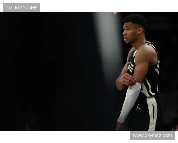 国王雄鹿比赛裁判报告揭示漏判细节字母哥三秒与威少拉手臂事件